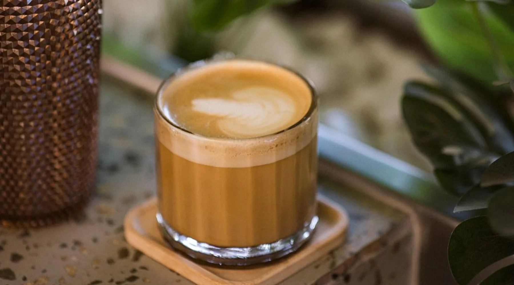 5 Reasons to Switch Your Morning Coffee to an Oat Latte